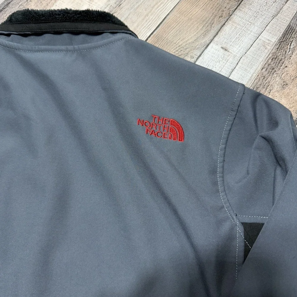 The North Face Soft Shell Jacket Mens Medium Gray Red Full Zip Fleece Lined